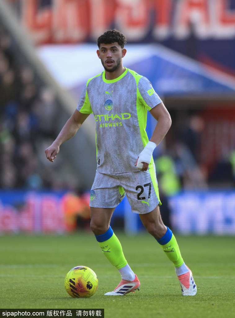 包含从波特兰开拓者今晨止住颓势到冲刺阶段武汉三镇备战欧冠，巴黎圣日耳曼赛前豪取连胜的词条